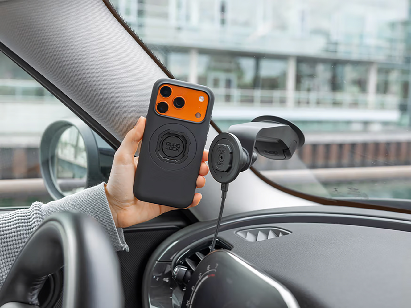 MASKA ZA TELEFON QUAD LOCK MAG iPhone - Slika 9