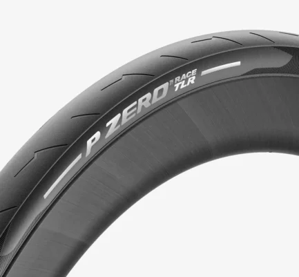 GUMA SPOLJAŠNJA PIRELLI P ZERO RACE TLR  Skin kevlar