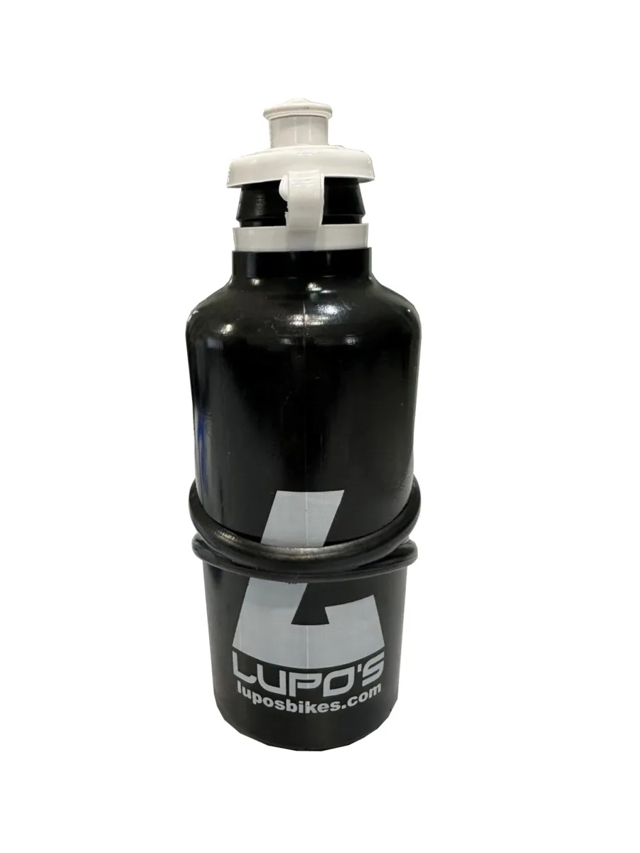 BOCA-0.5l PVC LUPOS SA NOSAČEM CRNI