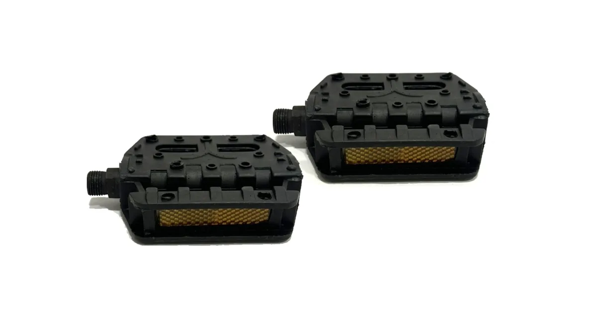 PEDALE-PVC SRED/PVC OKV. CN